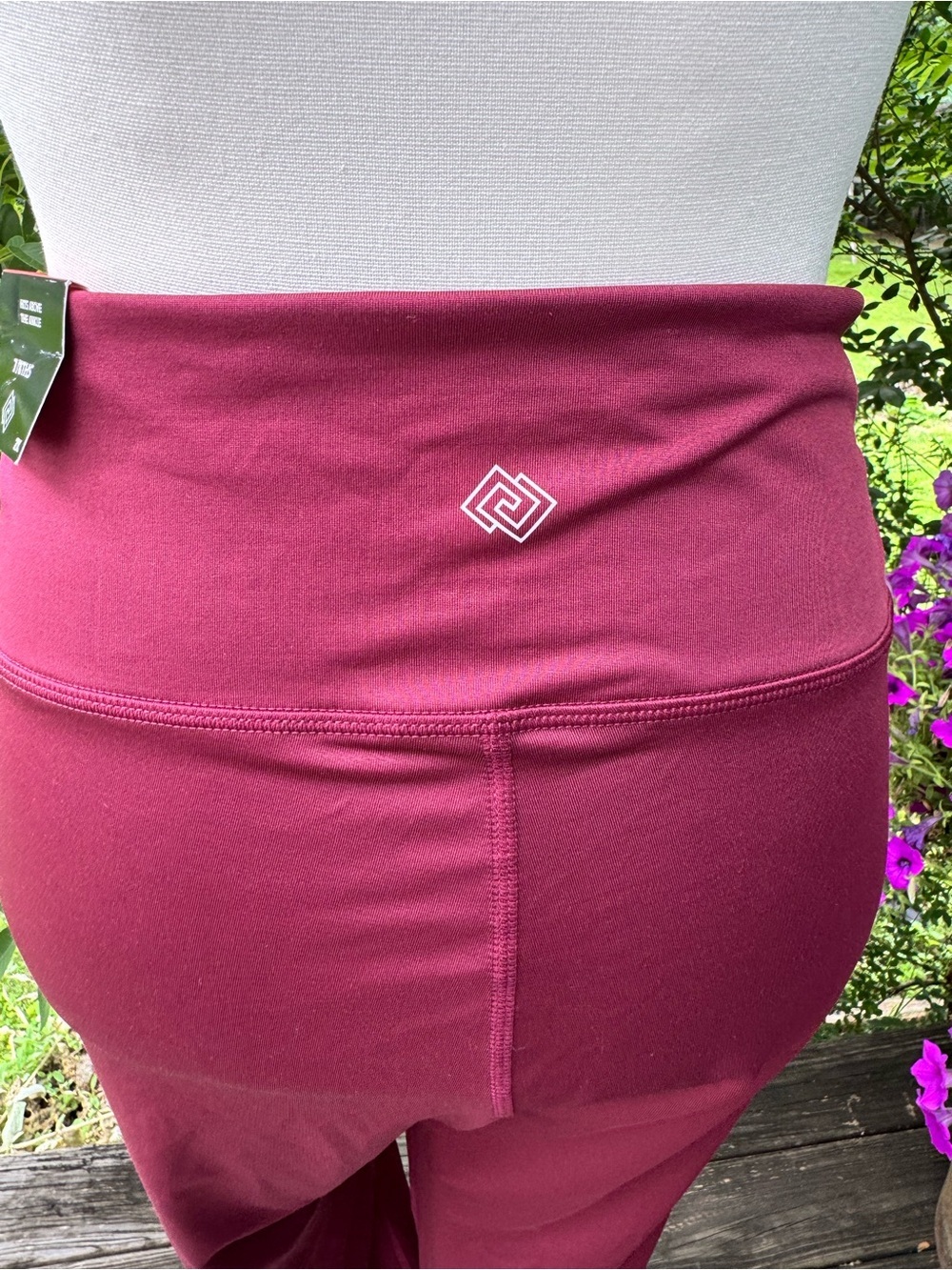 ZELOS 2X Burgundy 7/8 High Rise Performance Leggings NWT - Picture 5 of 8
